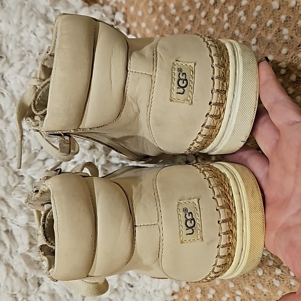 Ugg Hightop Leather Shoes - Picture 5 of 16
